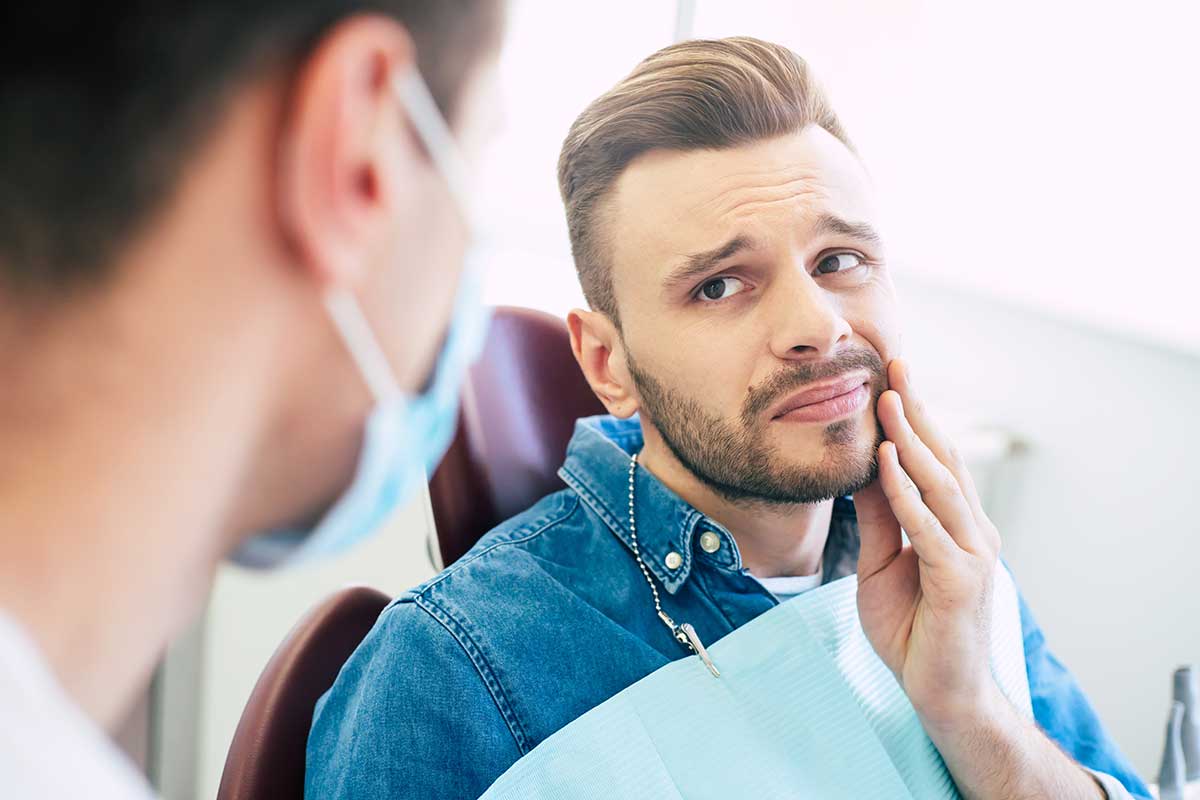 Treating-a-Chipped-Tooth treating a chipped tooth